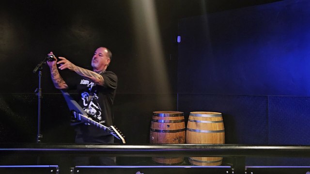 OZZY OSBOURNE - MR CROWLEY (PERFORMED LIVE AT THE WESTERNER)