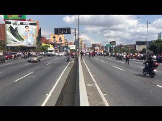 Oposición venezolana en la Francisco Fajardo durante la protesta de este sábado 02 de febrero