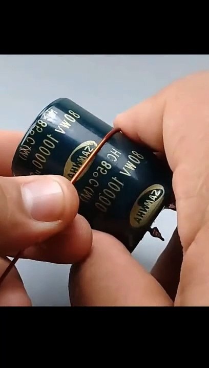 220V free current from copper wire and spark plug