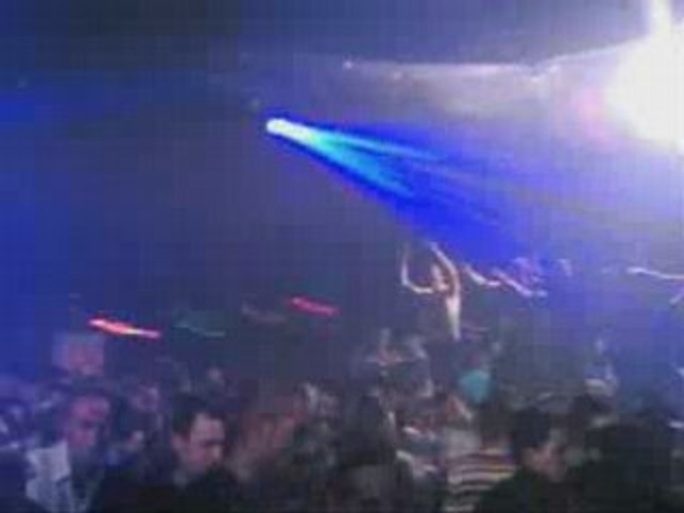 Captain 19avril_ rodeo jump