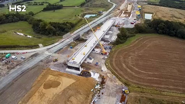 HS2 celebrates first completed viaduct