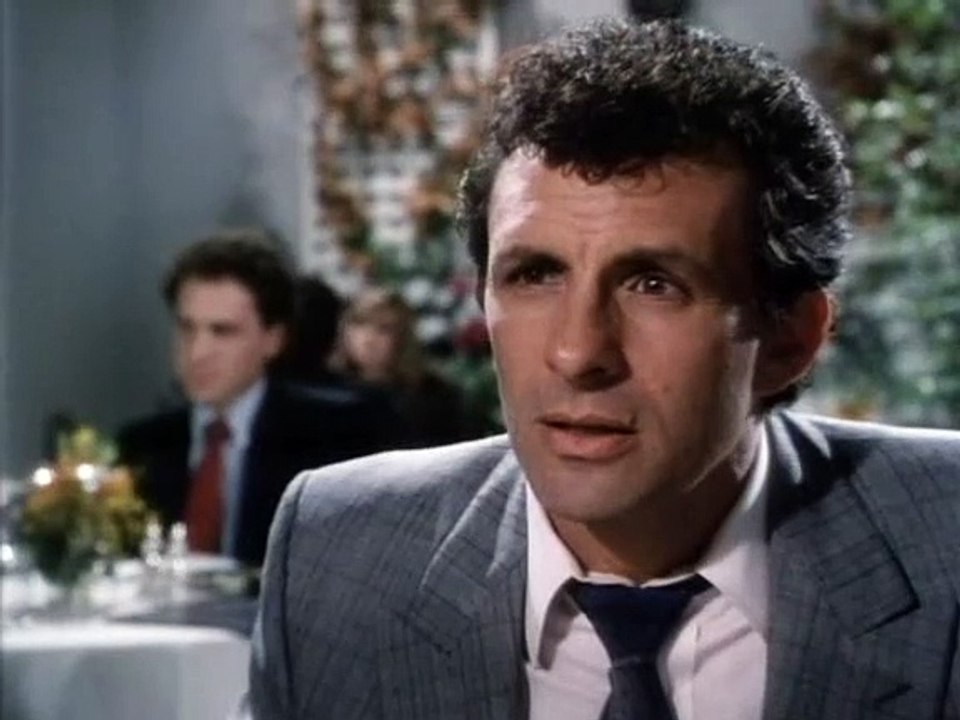 Hotel  S05E15 - Schmuckstücke