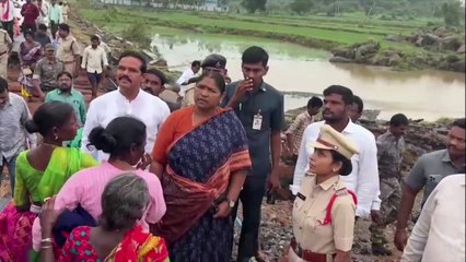 ప్రణాళిక ప్రకారం ఇళ్ల నిర్మాణాలు చేపట్టకపోవడంతోనే ఈ జల ప్రళయం : మంత్రి సీతక్క