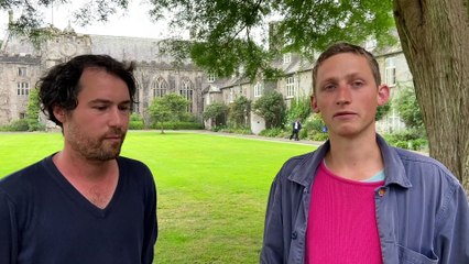 Students Protest Closure of Schumacher College Amid Trust Dispute 🚩