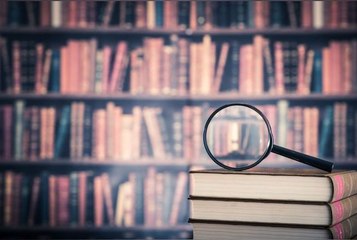 Ce livre illustré est un véritable must-have pour les accros aux polars
