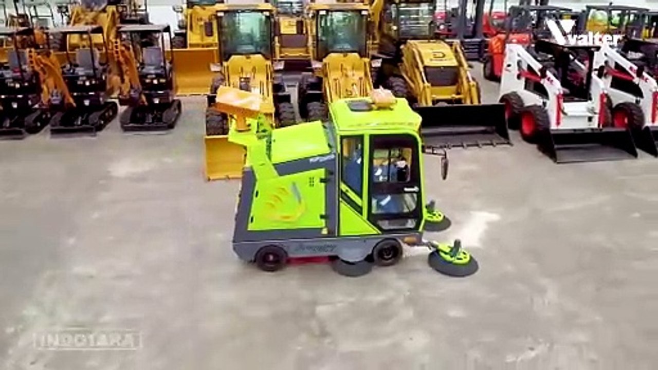 PROSES INSTALASI MESIN PEMBERSIH LANTAI VALTER RIDE ON SWEEPER VTR-RSP2300D