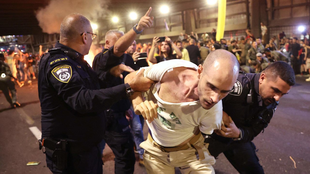 Manifestations, heurts, grève générale... la tension monte en Israël pour la libération des otages