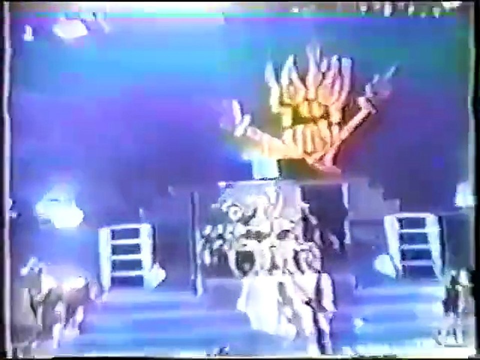 Glenn Danzig Joins Metallica on Stage for The Misfits Song "Last Caress"