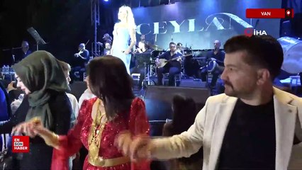 Van’da Ertuş aşiretinin düğününde Ceylan sahne aldı
