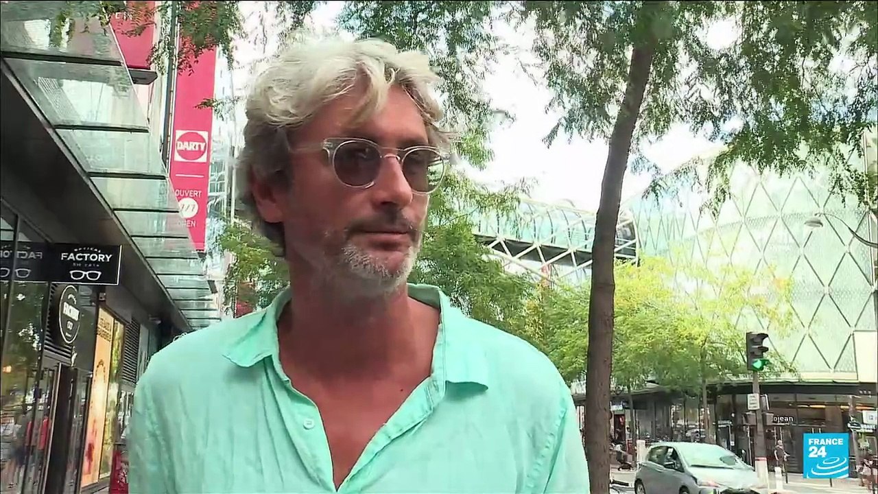 Deux mois après les législatives, les Français toujours dans l'attente d'un gouvernement