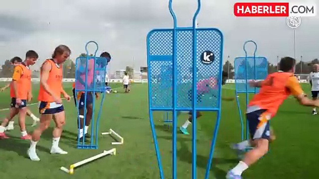 Real Madrid Futbolcusu Dani Ceballos Sakatlandı