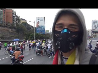 Los errores de 2017 que no debe cometer de nuevo la oposición, según un guarimbero encapuchado