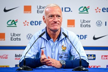 La conférence de Didier Deschamps avant l'Italie en replay