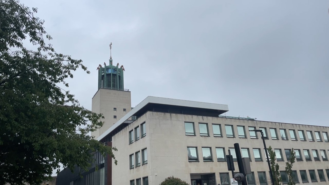 Newcastle Council backs smoking ban