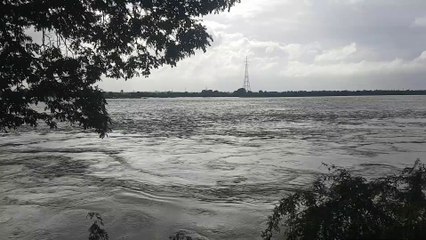 HYDERABAD SINDH RIVER ON TOP