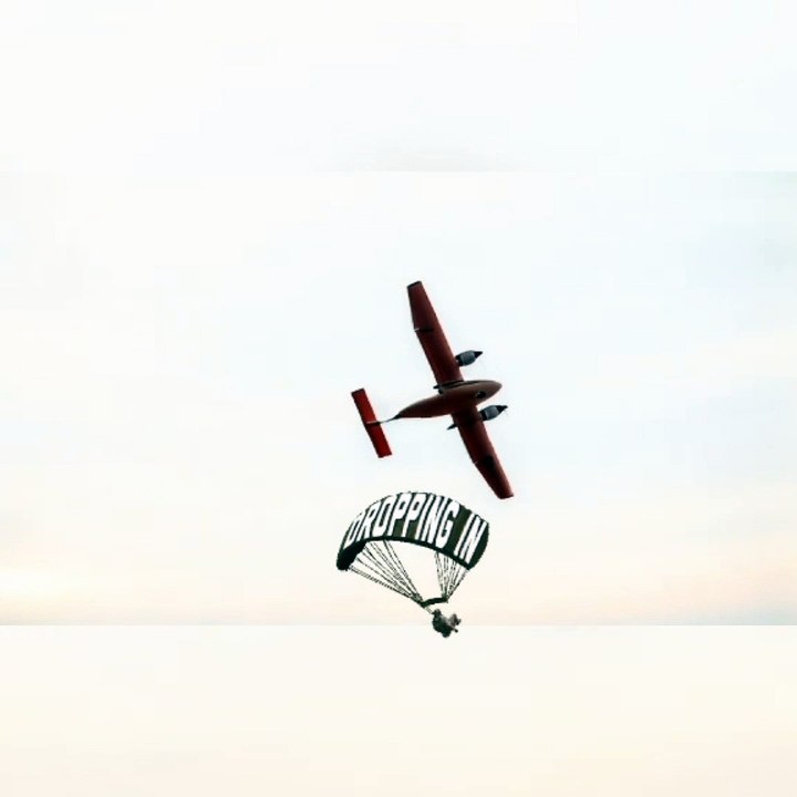 Parachute landing