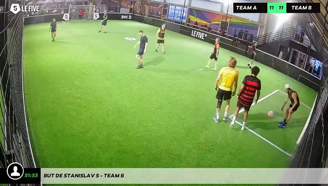 But de Stanislav S - Team B