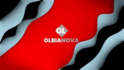 Olbia. Esplosioni in via  Volta da un'auto in fiamme