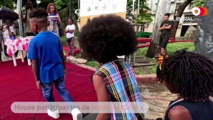 Cubanos com cabelo afro celebram sua ascendência em concurso anual de penteados