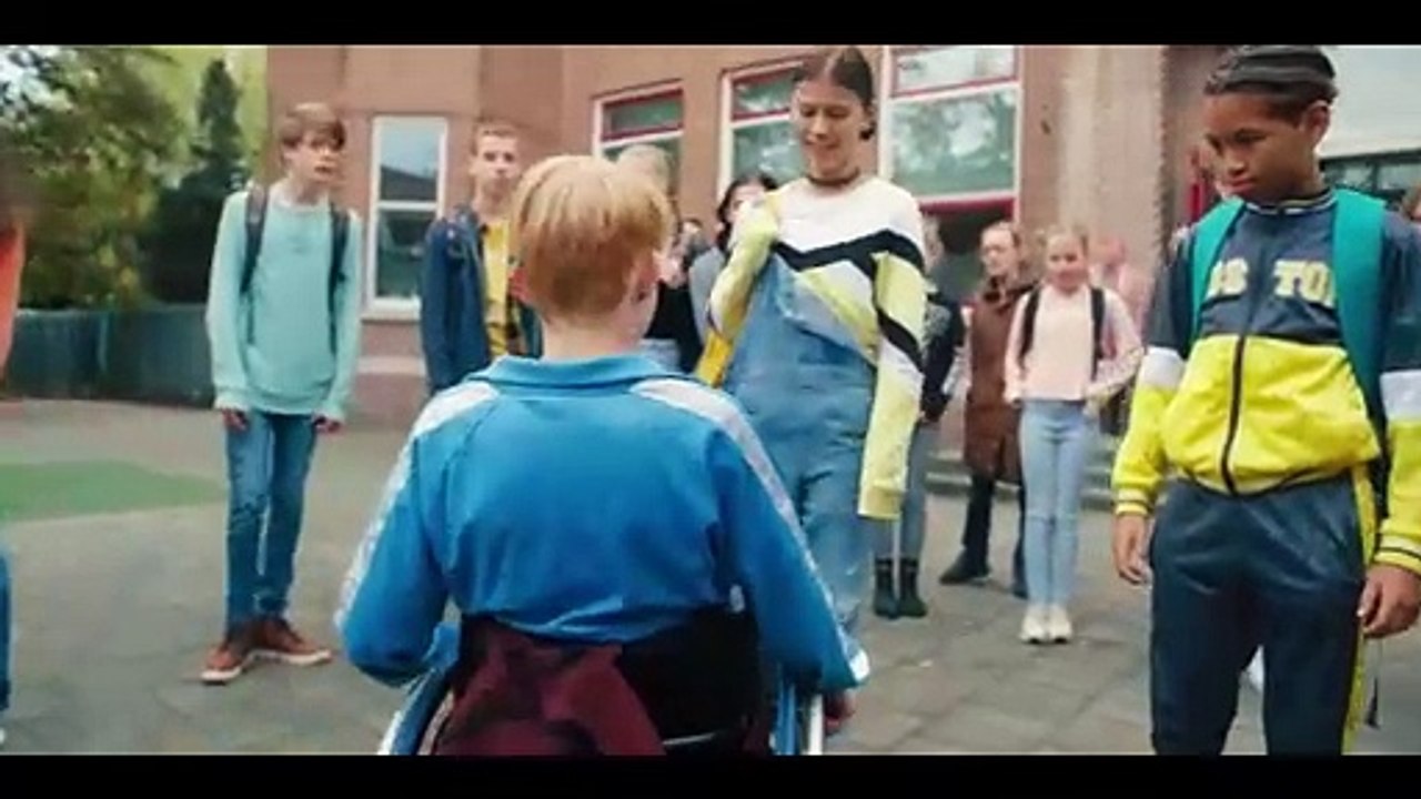 BLEIB AM BALL Film