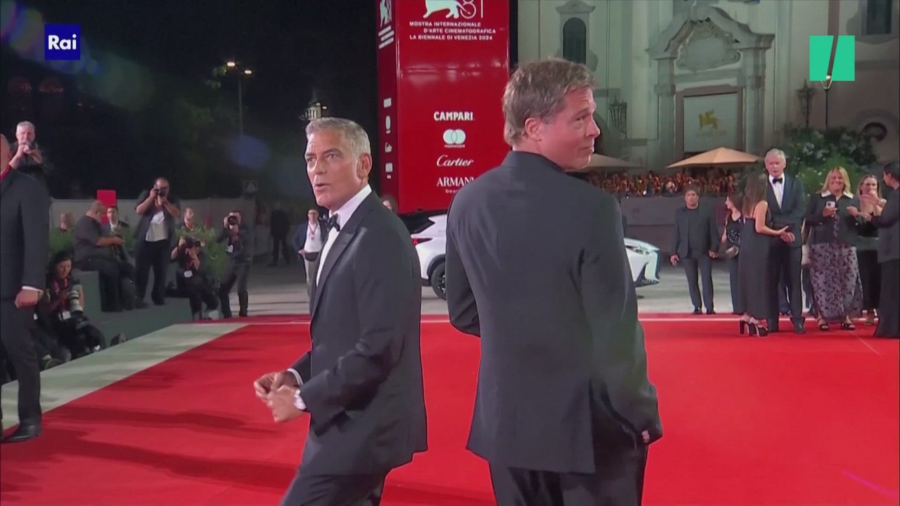 El hipnótico posado de George Cloonney y Brad Pitt en la alfombra roja de Venecia que no podrás dejar de ver