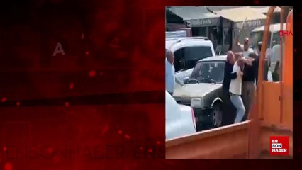 Adana'da trafikteki sopalı kavgaya kadınlar da karıştı