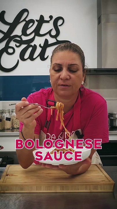 Plant-based Spaghetti Bolognese