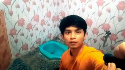 Belajar Cleaning WC 2 by Diary Rumahan
