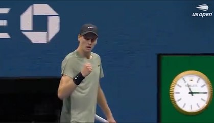 Jannik vola ai quarti agli Us Open: i colpi pi? belli contro Paul