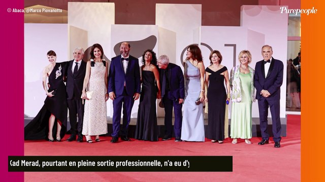 Julia Vignali ose un accessoire XXL et éblouissant à Venise, son mari Kad Merad conquis