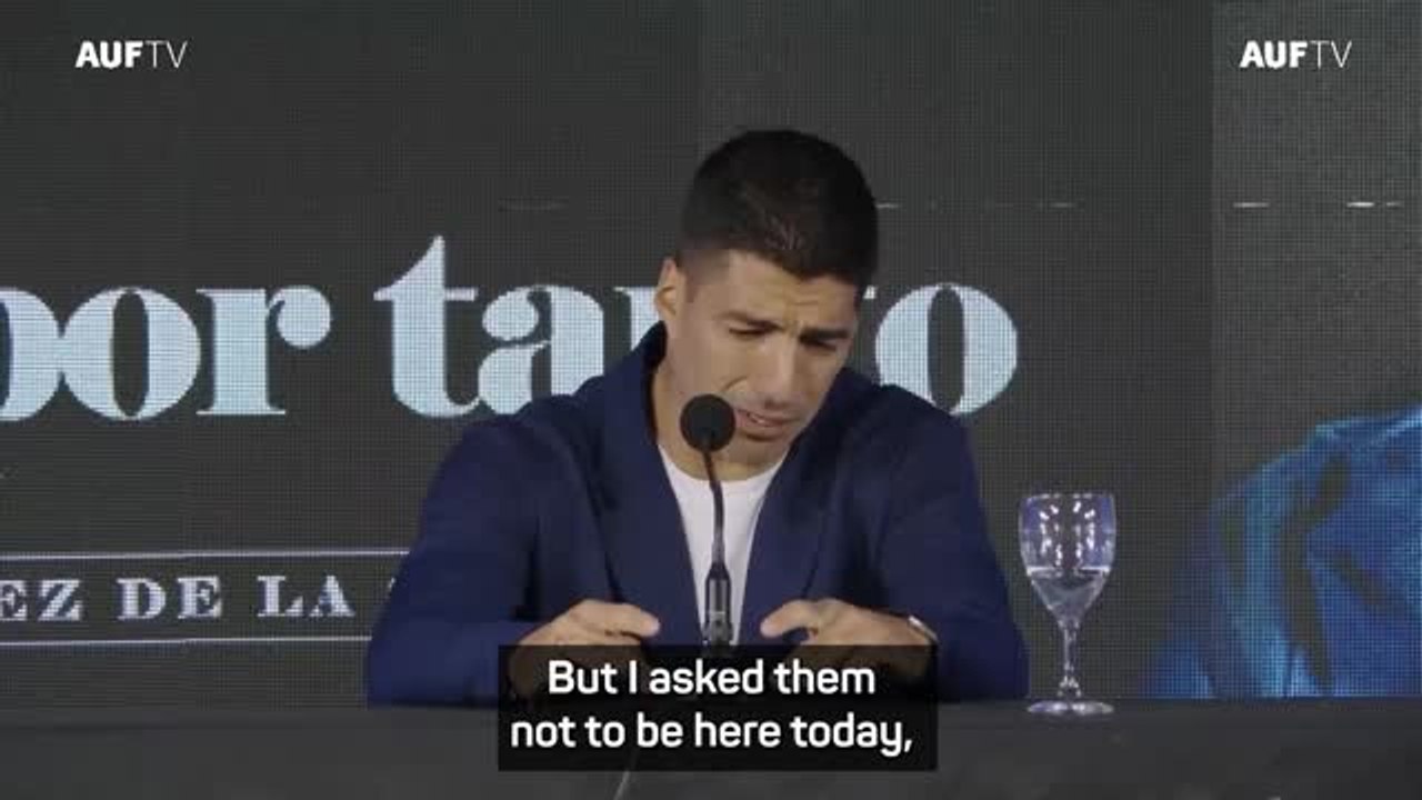 Suarez opens up on 'difficult' decision to retire from international football