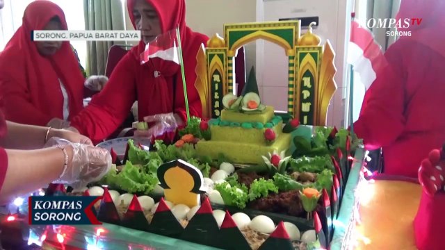Tingkatkan Kreatifitas Ibu Rumah Tangga Lewat Pembuatan Tumpeng