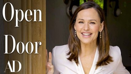 Tour Jennifer Garner’s Charming Farmhouse-Style Los Angeles Home 🏡