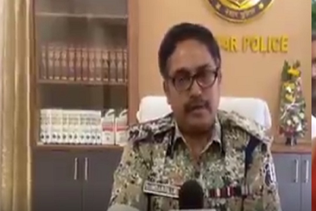 CG Naxal Encounter: दंतेवाड़ा में सुरक्षाकर्मिय...