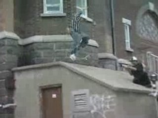 [FUNNY] REGIS fait du Skate [Goodspeed]