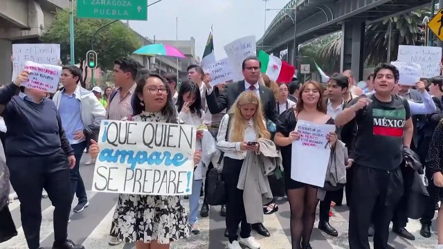 Diputados mexicanos dan primera aprobación a polémica reforma judicial