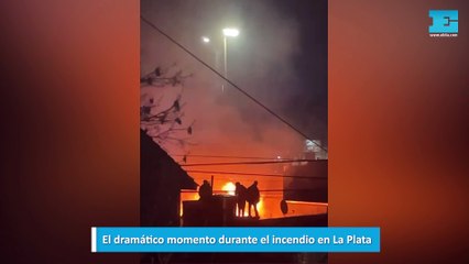 El dramático momento durante el incendio en La Plata