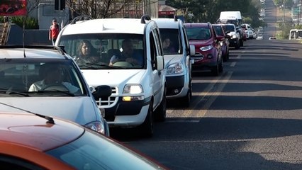 Download Video: Transitar analisa possibilidades para melhorar trânsito na região do trevo da Carelli Trecho bloqueado tem causado congestionamento e longas filas