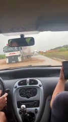Una tromba de agua obliga a cortar la N-122 en la Ribera del Duero