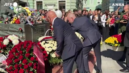 Russia, l'omaggio di Mosca alle vittime del massacro della scuola di Beslan