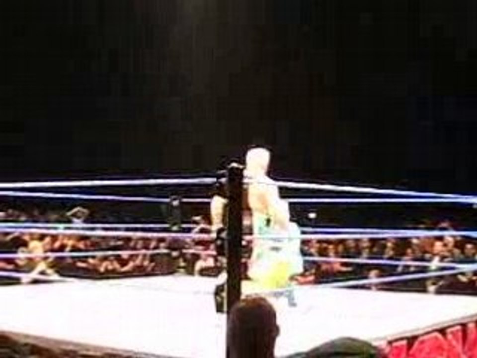 finlay et Hornswoggle bleu blanc rouge strasbourg 2008