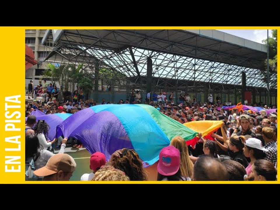 "No nos echen más cuentos, legislen a favor de nuestros derechos": Marcha LGBTI en Caracas