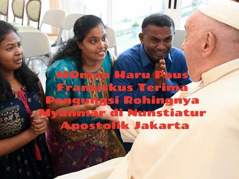 Momen Haru Paus Fransiskus Terima Perwakilan Pengungsi Rohingnya Mynmar dan Bocah Kecil di Nunsiatur Apostolik Usai Mendarat di Bandar Udara Soekarno Hatta Jakarta, Selasa, 3 September 2024, dalam Kunjungan Pastoral Sampai 6 September 2024.