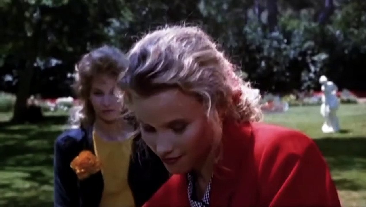 Heathers | movie | 1989 | Official Trailer