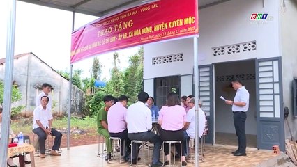 Trao tặng nhà tình nghĩa, nhà đại đoàn kết cho hộ nghèo (15-11-2023)