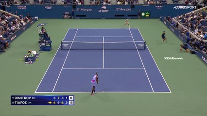 Dimitrov jette l'éponge, Tiafoe célèbre sa qualification avec retenue