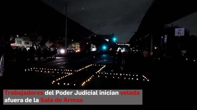 Trabajadores del Poder Judicial inician velada afuera de la Sala de Armas