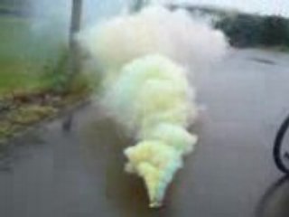 Boule fumigène multicolores