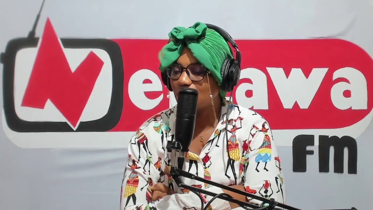 استعداد للعودة المدرسية الاتحاد الجهوي للمرأة بقبلي يقدم جملة من المساعدات رئيسة الأتحاد الجهوي للمراة بقبلي ساسية دراويل