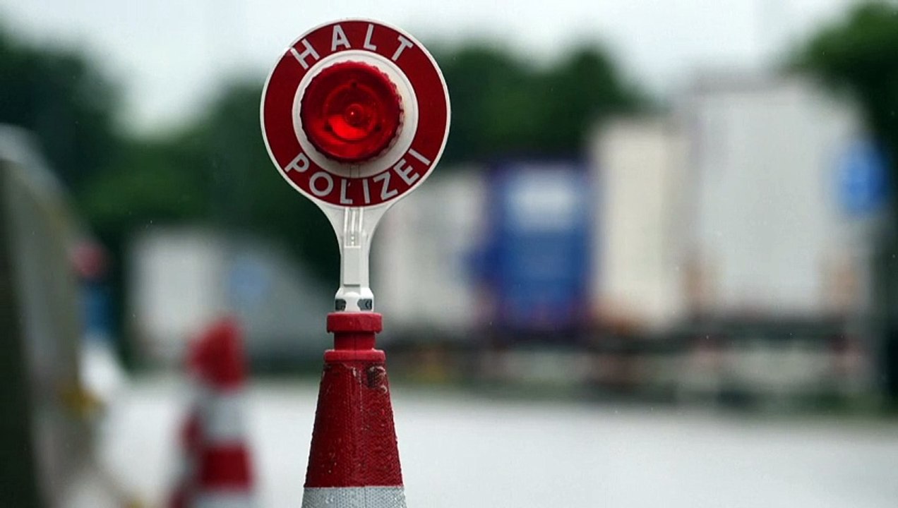 Unionspolitiker beharren auf Zurückweisung von Migranten an der Grenze